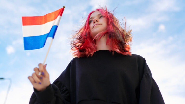 Vlagprotocol 4 & 5 mei vlag ophangen