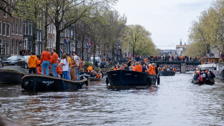 Prinses Alexia Koningsdag Outfits
